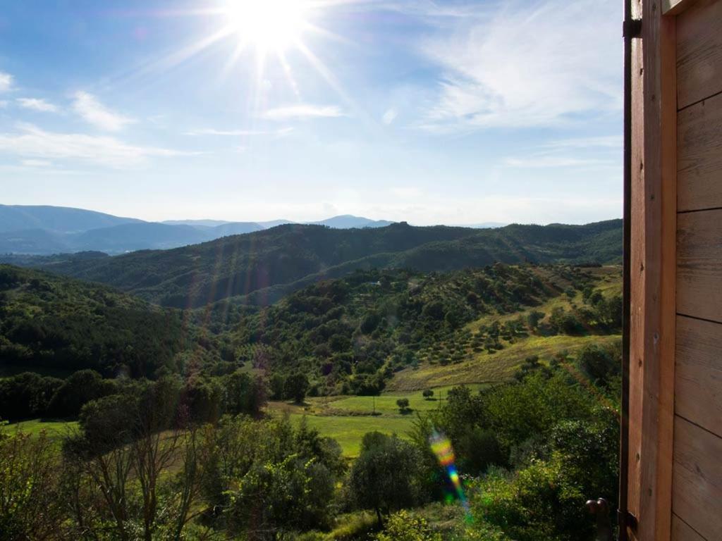 Casa La Valle, Gubbio, Frazione Santa Cristina Bed & Breakfast Exterior foto